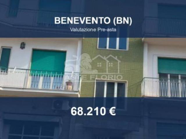 Immobile in asta di 107 m con più di 5 locali in vendita a Benevento