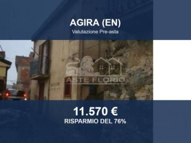 Immobile in asta di 104 m, box auto in vendita a Agira