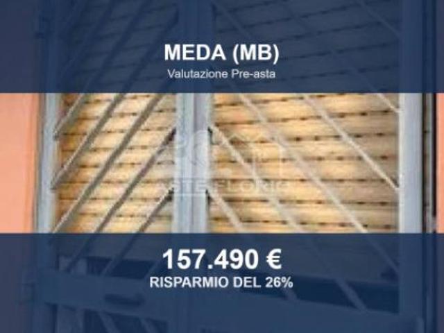 Immobile in asta di 104 m, box auto in vendita a Meda