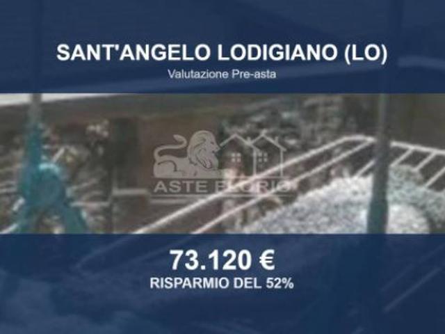 Immobile in asta di 104 m, box auto in vendita a Sant'Angelo Lodigiano