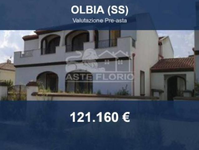Immobile in asta di 104 m in vendita a Olbia