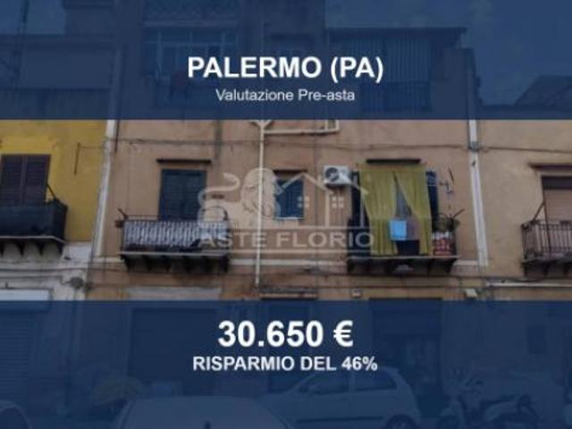 Immobile in asta di 104 m in vendita a Palermo