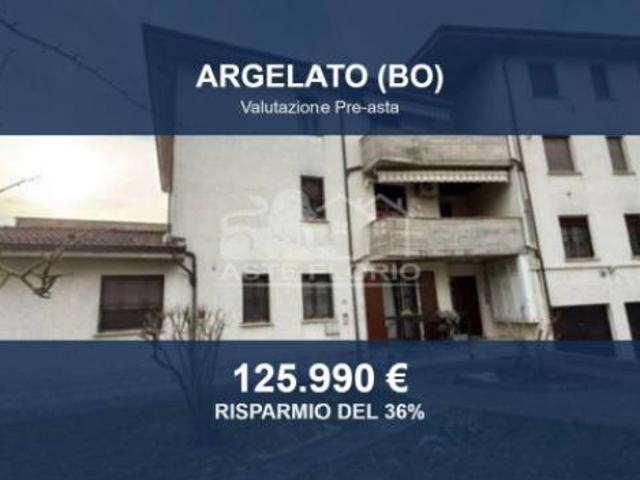 Immobile in asta di 105 m, box auto in vendita a Argelato
