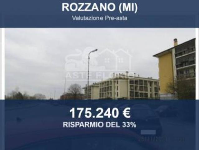Immobile in asta di 106 m, box auto in vendita a Rozzano