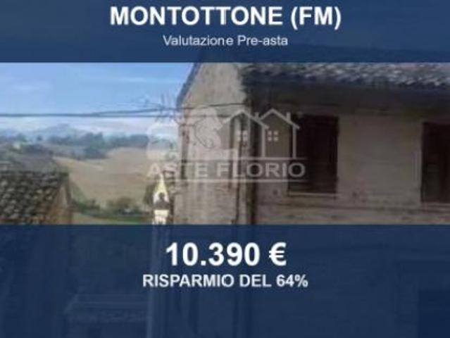 Immobile in asta di 106 m in vendita a Montottone