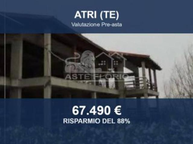 Immobile in asta di 1086 m, box auto doppio in vendita a Atri