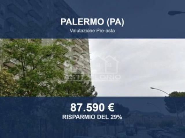 Immobile in asta di 109 m con più di 5 locali in vendita a Palermo