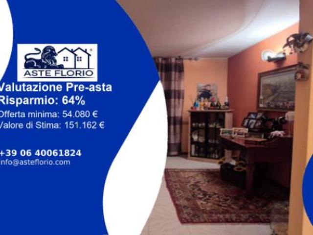 Immobile in asta di 113 m, box auto in vendita a Alzano Lombardo