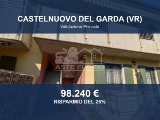 Immobile in asta di 113 m, box auto in vendita a Castelnuovo del Garda
