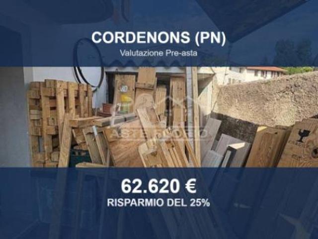 Immobile in asta di 113 m con più di 5 locali in vendita a Cordenons