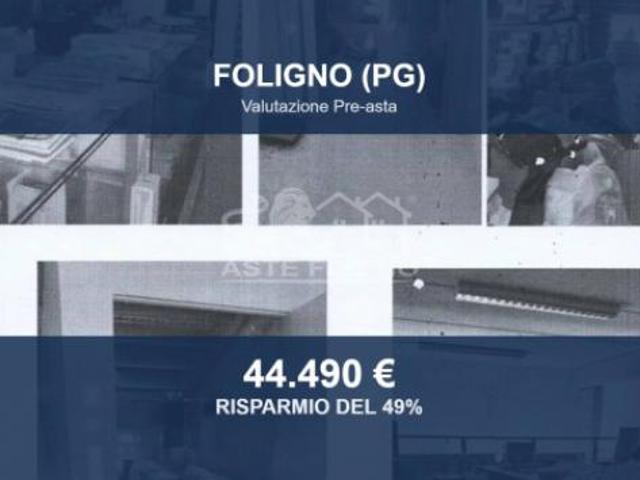 Immobile in asta di 113 m in vendita a Foligno