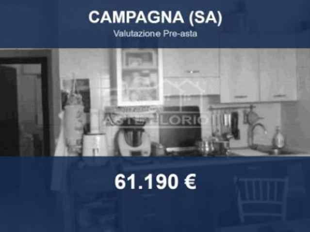 Immobile in asta di 110 m, box auto in vendita a Campagna