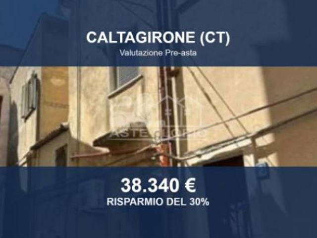 Immobile in asta di 110 m, box auto in vendita a Caltagirone
