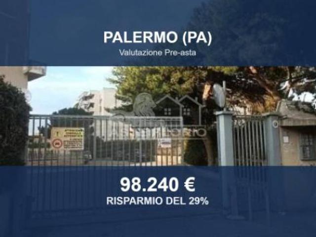 Immobile in asta di 110 m con più di 5 locali in vendita a Palermo