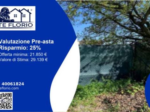 Immobile in asta di 1115 m in vendita a Fermo