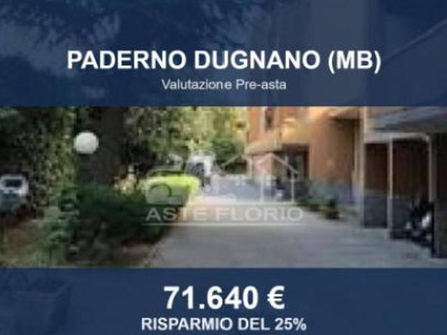 Immobile in asta di 111 m, box auto in vendita a Paderno Dugnano