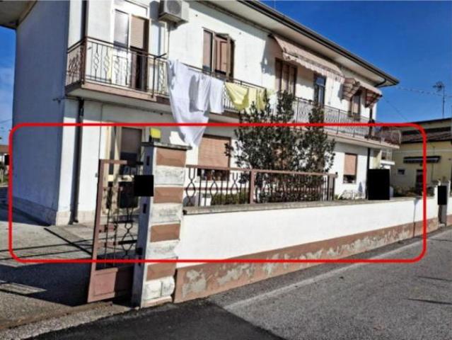 Immobile in asta di 103 m, box auto in vendita a Porto Tolle