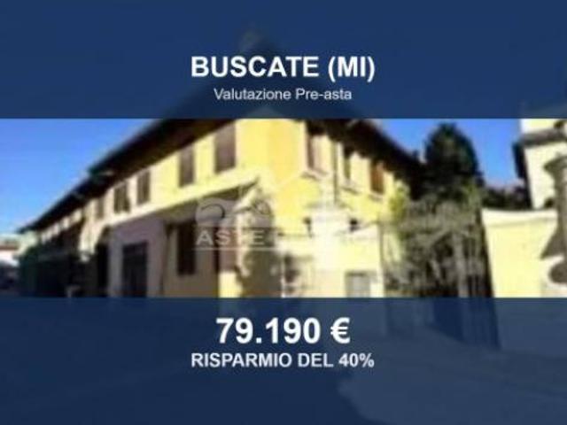 Immobile in asta di 111 m con più di 5 locali e box auto in vendita a Buscate