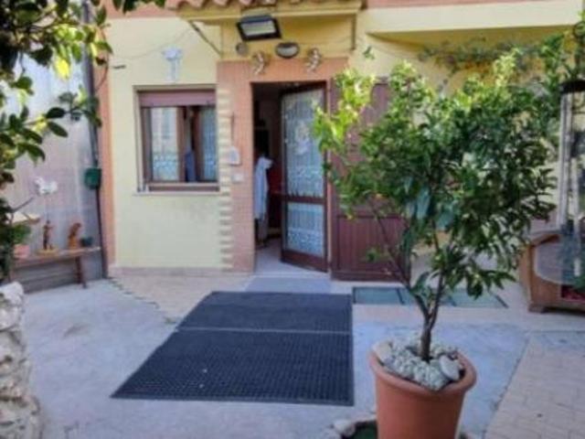 Immobile in asta di 111 m in vendita a Campofilone