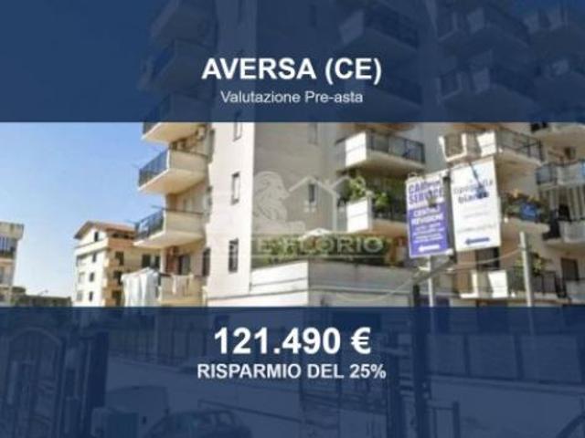 Immobile in asta di 112 m in vendita a Aversa