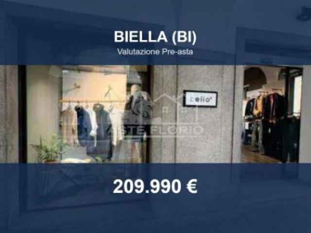 Immobile in asta di 112 m in vendita a Biella