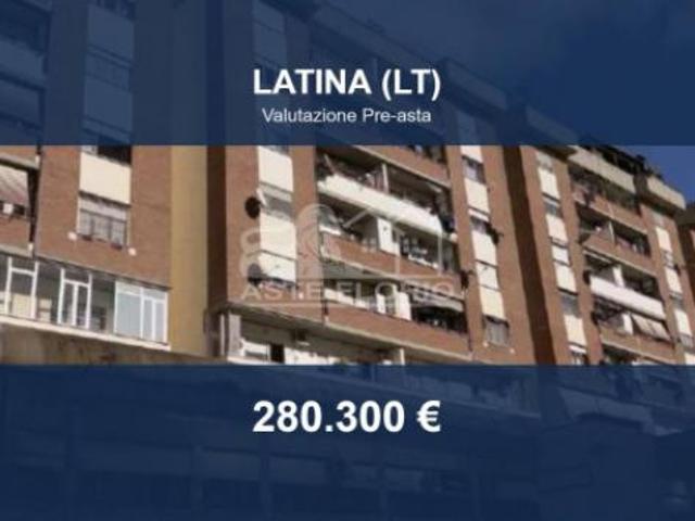 Immobile in asta di 117 m in vendita a Latina