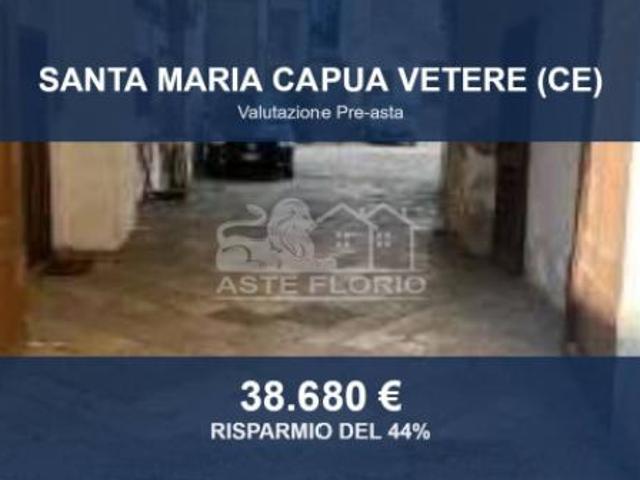 Immobile in asta di 117 m in vendita a Santa Maria Capua Vetere