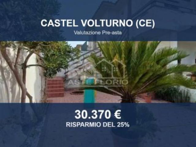 Immobile in asta di 114 m in vendita a Castel Volturno
