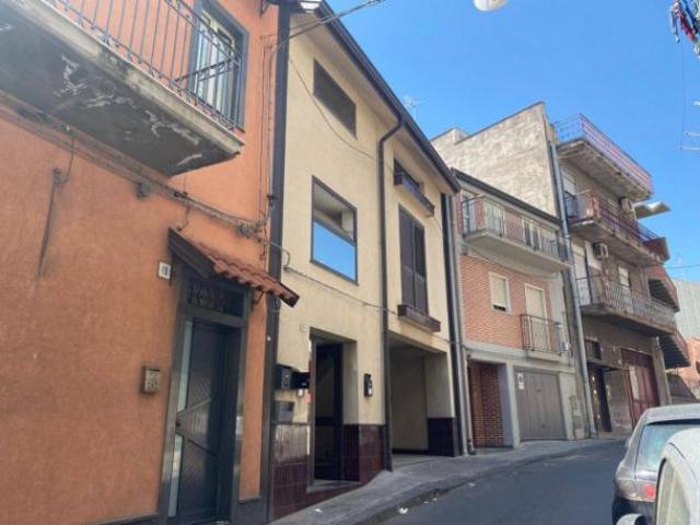 Immobile in asta di 114 m in vendita a Misterbianco