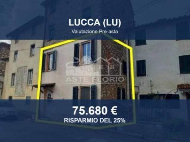 Immobile in asta di 115 m in vendita a Lucca