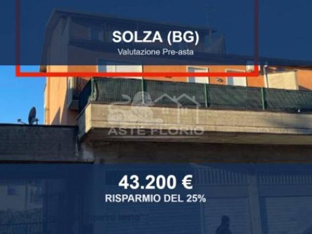 Immobile in asta di 115 m in vendita a Solza