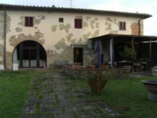 Immobile in asta di 116 m, box auto in vendita a Impruneta