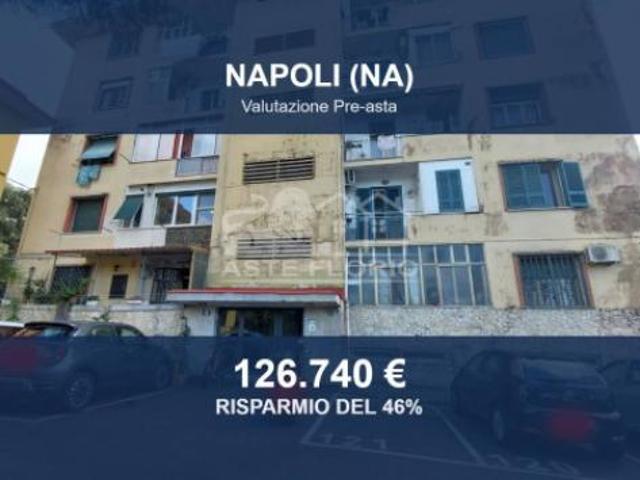Immobile in asta di 116 m in vendita a Napoli