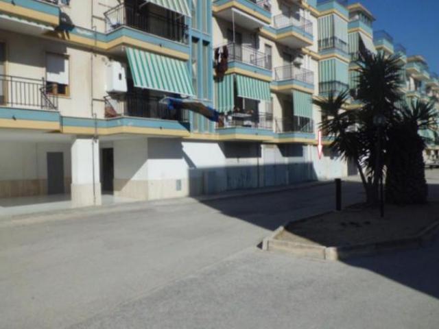 Immobile in asta di 118 m con 3 locali e box auto in vendita a Trinitapoli
