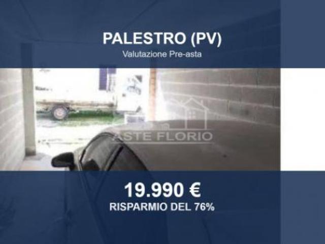 Immobile in asta di 118 m con più di 5 locali e box auto in vendita a Palestro