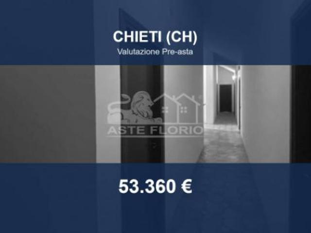 Immobile in asta di 119 m, box auto in vendita a Chieti