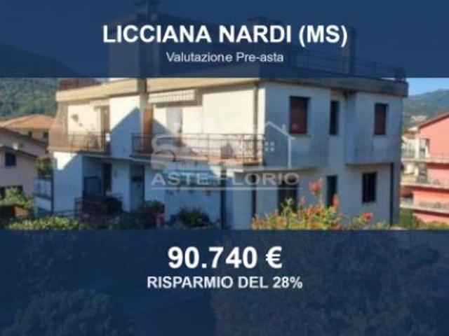 Immobile in asta di 119 m, box auto in vendita a Licciana Nardi