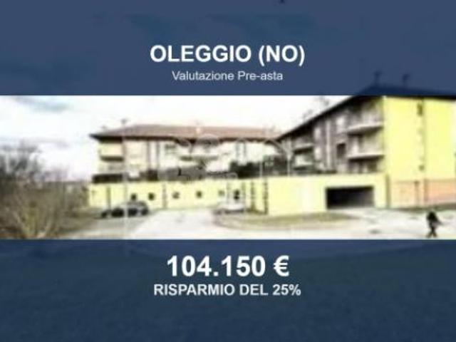 Immobile in asta di 119 m, box auto in vendita a Oleggio