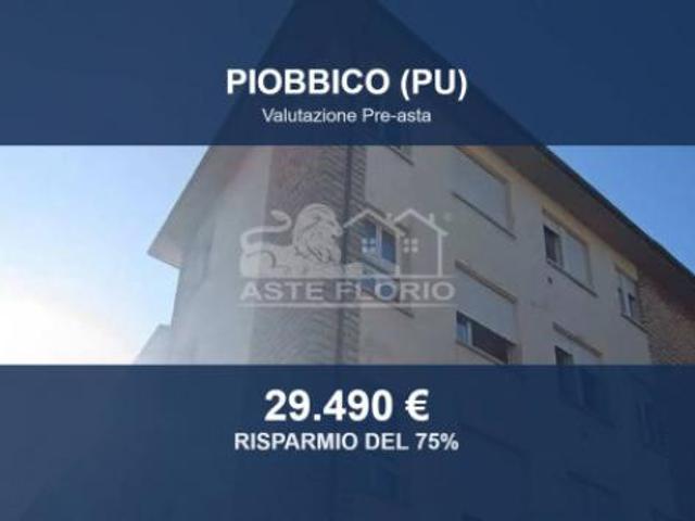 Immobile in asta di 119 m con più di 5 locali in vendita a Piobbico