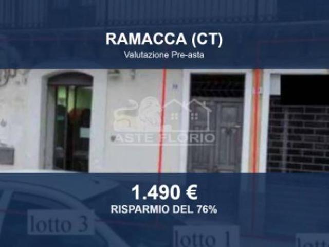 Immobile in asta di 11 m in vendita a Ramacca