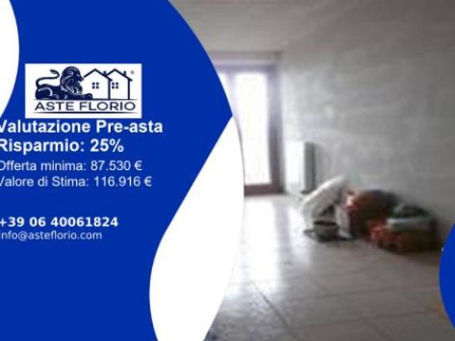 Immobile in asta di 123 m, box auto in vendita a Montegiorgio