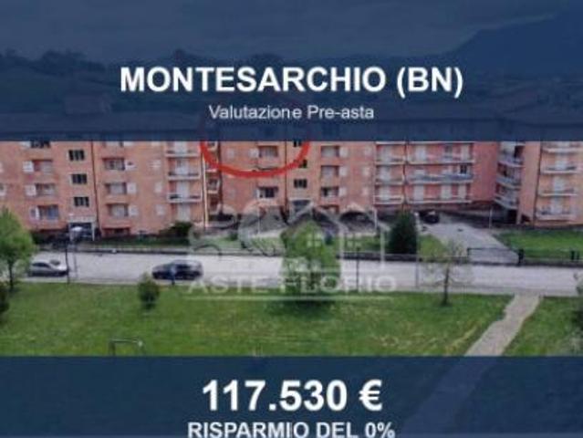 Immobile in asta di 120 m, box auto in vendita a Montesarchio