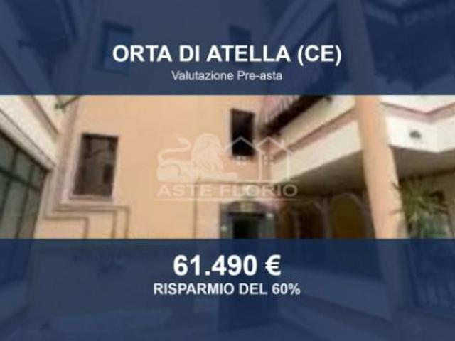 Immobile in asta di 120 m, box auto in vendita a Orta di Atella