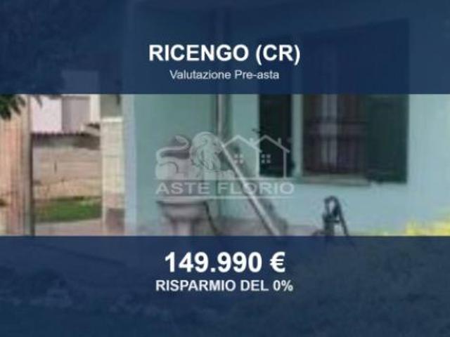 Immobile in asta di 120 m con più di 5 locali e box auto doppio in vendita a Ricengo