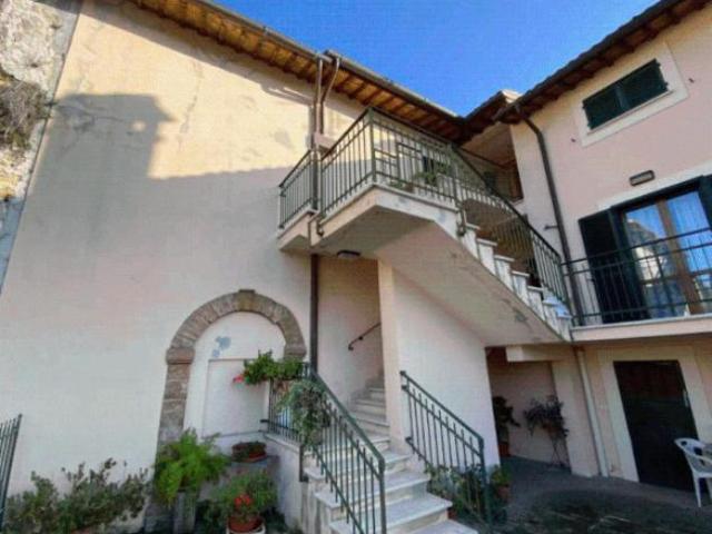 Immobile in asta di 120 m in vendita a Spoleto