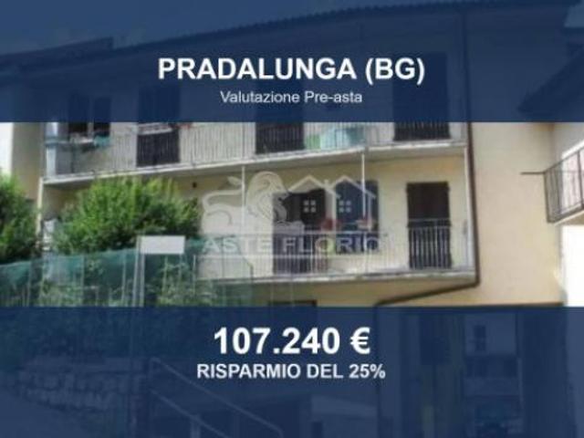 Immobile in asta di 121 m, box auto in vendita a Albano Sant'Alessandro