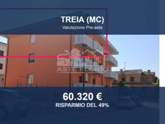 Immobile in asta di 121 m con più di 5 locali e box auto in vendita a Treia
