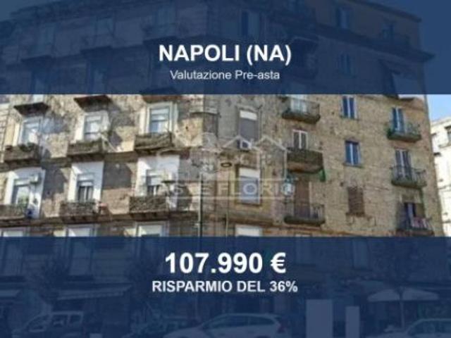 Immobile in asta di 121 m con più di 5 locali in vendita a Napoli