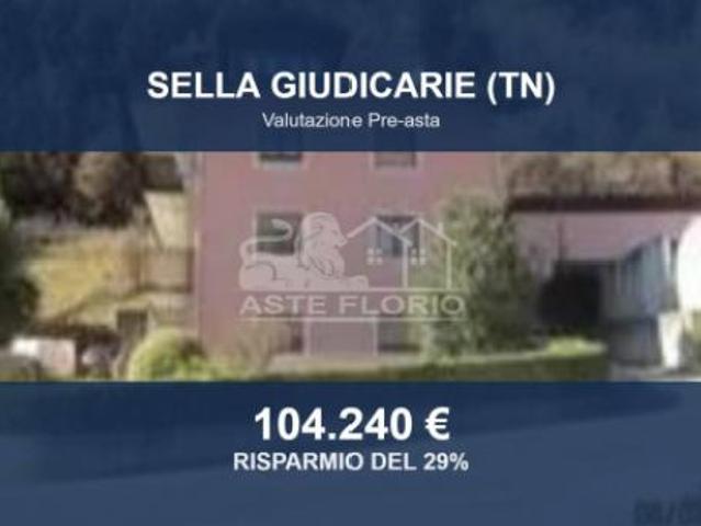 Immobile in asta di 121 m con più di 5 locali in vendita a Sella Giudicarie