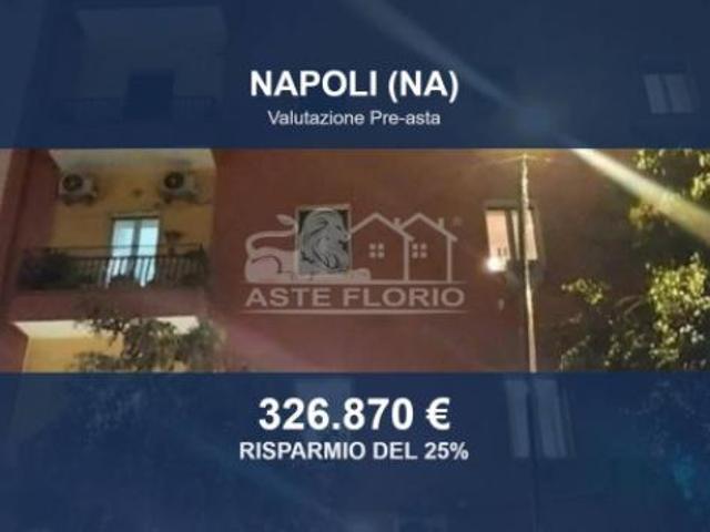 Immobile in asta di 122 m in vendita a Napoli